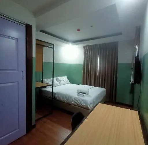 St. Marvin Makati M309 *